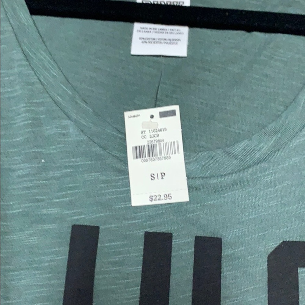 Workout tank - Picture 2 of 4